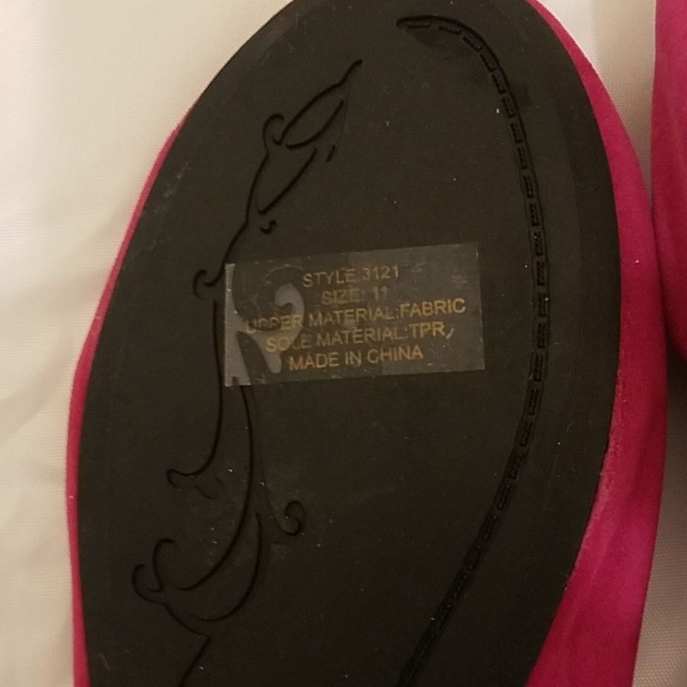 Pink Flats - Picture 3 of 4